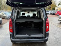 USED 2021 21 VAUXHALL COMBO LIFE 1.2 Turbo SE MPV 5dr 5 seats Petrol Automatic 130 bhp 