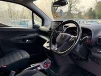 USED 2021 21 VAUXHALL COMBO LIFE 1.2 Turbo SE MPV 5dr 5 seats Petrol Automatic 130 bhp 