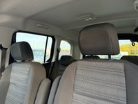 USED 2021 21 VAUXHALL COMBO LIFE 1.2 Turbo SE MPV 5dr 5 seats Petrol Automatic 130 bhp 