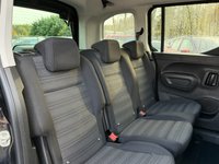 USED 2021 21 VAUXHALL COMBO LIFE 1.2 Turbo SE MPV 5dr 5 seats Petrol Automatic 130 bhp 