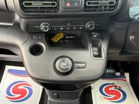 USED 2021 21 VAUXHALL COMBO LIFE 1.2 Turbo SE MPV 5dr 5 seats Petrol Automatic 130 bhp 