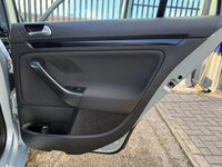 USED 2010 60 VOLKSWAGEN GOLF 1.6 TDI SE Estate 5dr Diesel DSG Euro 5 (105 ps) CRUISE CONTROL, AUTO LIGHTS