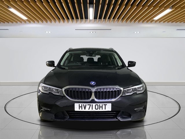 2021 BMW 3 Series 2L Sport Pro 5dr - Photo 2