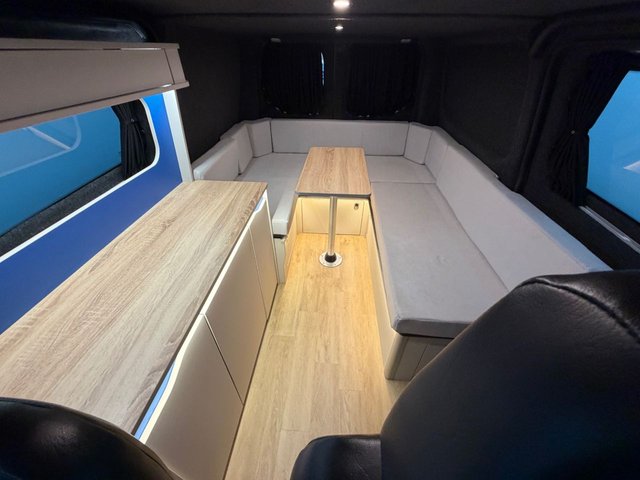 View our FORD TRANSIT CUSTOM
