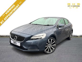 2018 VOLVO V40