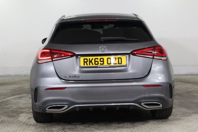 2019 MERCEDES-BENZ A-CLASS 1.5 A180d AMG Line (Executive) Hatchback 5dr Diesel 7G-DCT Euro 6 (s/s) (116 ps) - Photo 5