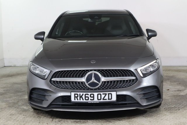 2019 MERCEDES-BENZ A-CLASS 1.5 A180d AMG Line (Executive) Hatchback 5dr Diesel 7G-DCT Euro 6 (s/s) (116 ps) - Photo 2