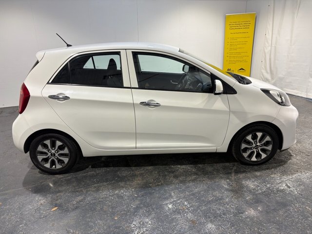 2015 KIA PICANTO - Photo 6