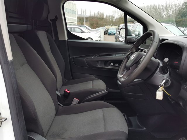2020 VAUXHALL COMBO - Photo 9