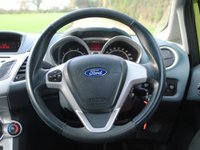 USED 2009 09 FORD FIESTA 1.4 Zetec Hatchback 5dr Petrol Manual (133 g/km, 94 bhp) www.suffolkcarcentre.co.uk - Located at Ilketshall