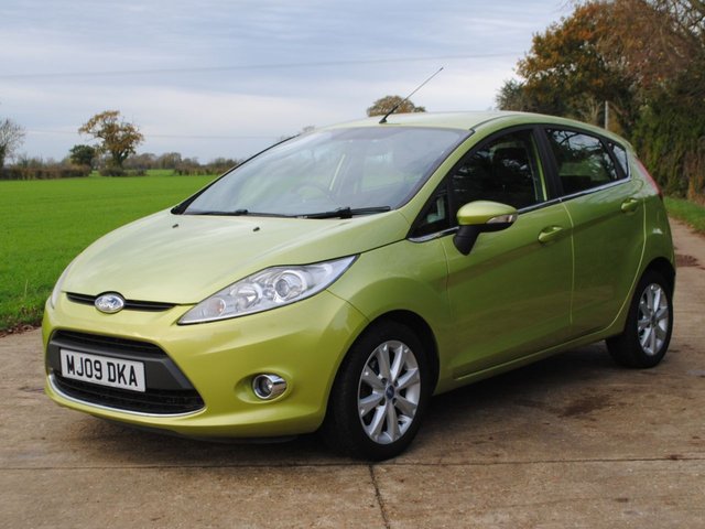 2009 09 Ford Fiesta 1.4 Zetec Hatchback 5dr Petrol Manual (133 g/km, 94 bhp)