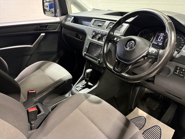 2019 VOLKSWAGEN CADDY - Photo 3