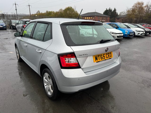 2015 SKODA FABIA - Photo 6