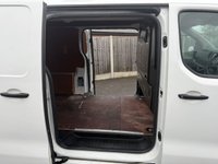USED 2020 70 VAUXHALL VIVARO 1.5 Turbo D 2900 Dynamic Panel Van 6dr Diesel Manual L2 H1 Euro 6 (s/s) (100 ps) VAUXHALL VIVARO 1.5 Turbo D 2900 Dynamic Panel Van 6dr Diesel Manual L2 H1 Euro 6 (s/s) (100 ps)