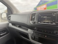 USED 2020 70 VAUXHALL VIVARO 1.5 Turbo D 2900 Dynamic Panel Van 6dr Diesel Manual L2 H1 Euro 6 (s/s) (100 ps) VAUXHALL VIVARO 1.5 Turbo D 2900 Dynamic Panel Van 6dr Diesel Manual L2 H1 Euro 6 (s/s) (100 ps)