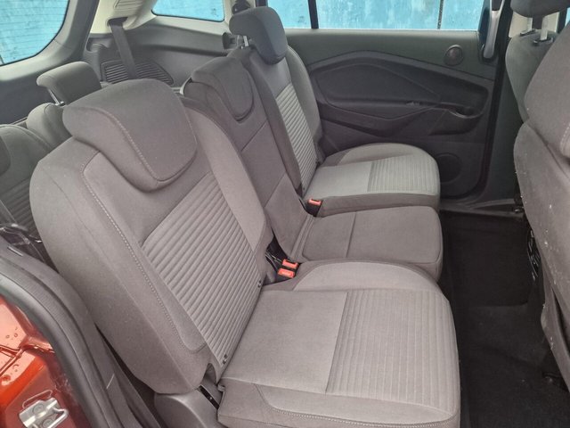 2017 FORD GRAND C-MAX - Photo 10