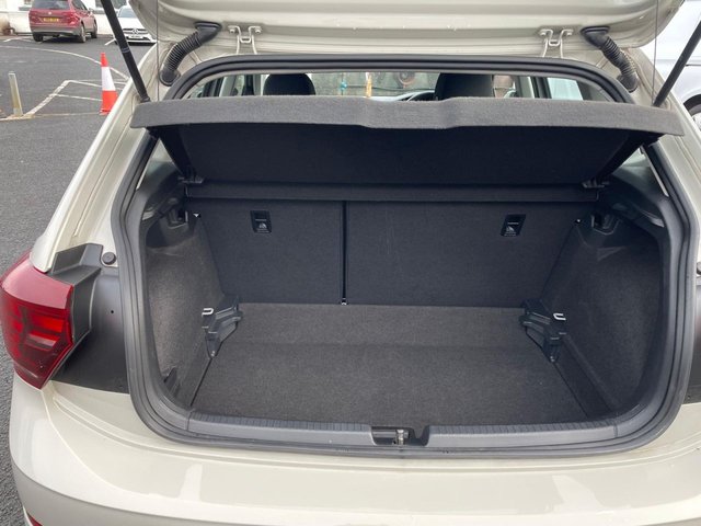 2023 VOLKSWAGEN POLO - Photo 2