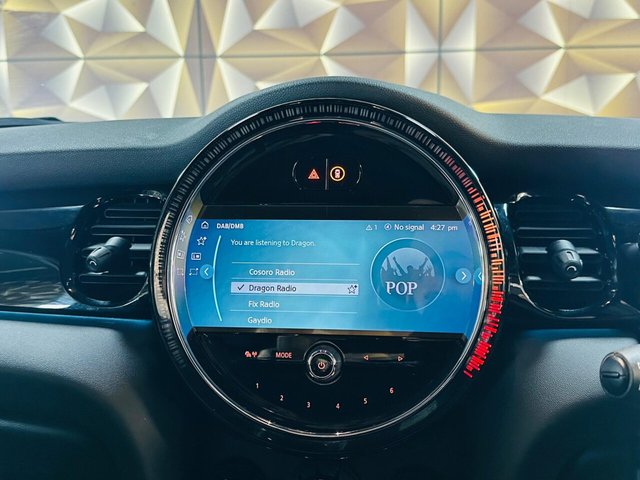 2022 MINI Electric Hatch Cooper SE 32.6kWh Level 2 Auto 3dr - Photo 4