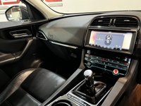USED 2016 G JAGUAR F-PACE 2.0 D180 Prestige SUV 5dr Diesel Manual Euro 6 (s/s) (180 ps) reverse cam, digi dash, NAV, alloys