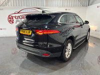USED 2016 G JAGUAR F-PACE 2.0 D180 Prestige SUV 5dr Diesel Manual Euro 6 (s/s) (180 ps) reverse cam, digi dash, NAV, alloys