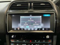 USED 2016 G JAGUAR F-PACE 2.0 D180 Prestige SUV 5dr Diesel Manual Euro 6 (s/s) (180 ps) reverse cam, digi dash, NAV, alloys