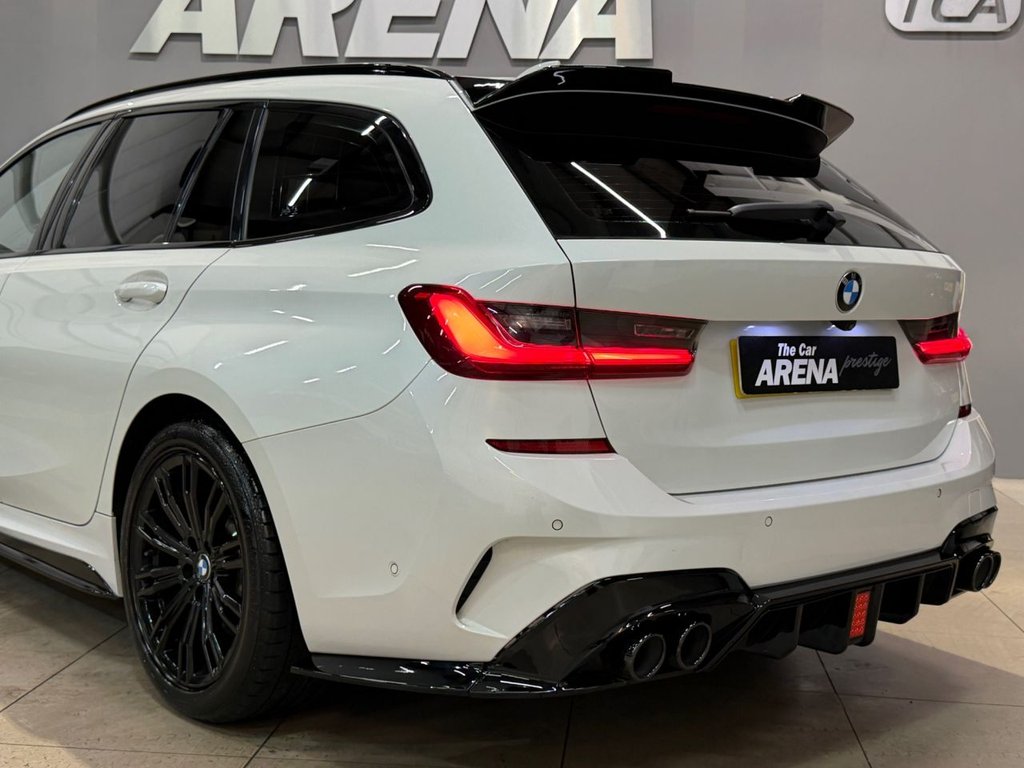 USED 2021 21 BMW 3 SERIES 2.0 330e 12kWh M Sport Touring 5dr Petrol Plug-in Hybrid Auto Euro 6 (s/s) (292 ps) 