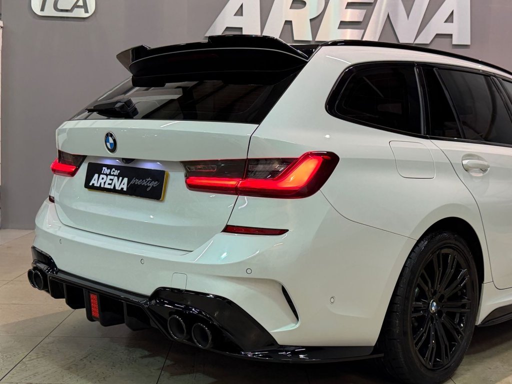 USED 2021 21 BMW 3 SERIES 2.0 330e 12kWh M Sport Touring 5dr Petrol Plug-in Hybrid Auto Euro 6 (s/s) (292 ps) 