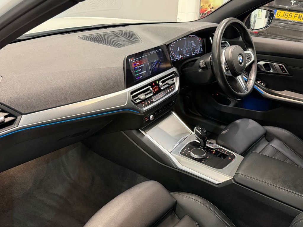 USED 2021 21 BMW 3 SERIES 2.0 330e 12kWh M Sport Touring 5dr Petrol Plug-in Hybrid Auto Euro 6 (s/s) (292 ps) 