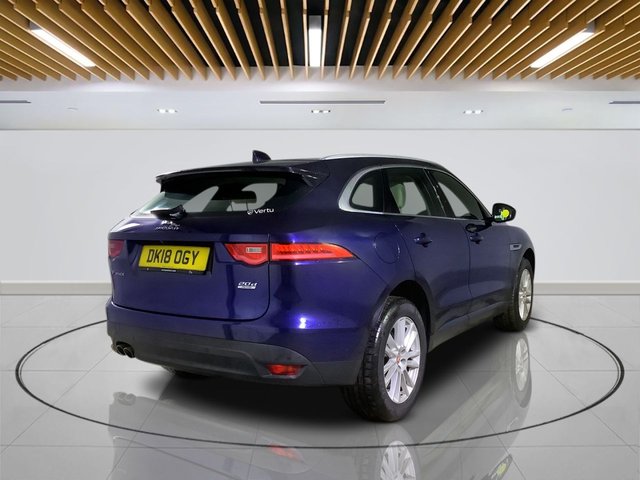 2018 Jaguar F-Pace 2L Portfolio 5dr - Photo 7