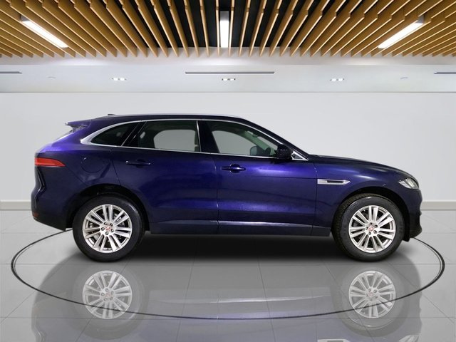 2018 Jaguar F-Pace 2L Portfolio 5dr - Photo 8