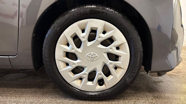 2021 Toyota Aygo 1L X-Play 5dr - Photo 4