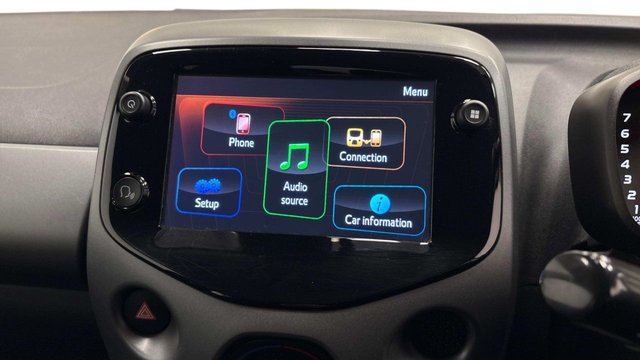 2021 Toyota Aygo 1L X-Play 5dr - Photo 6