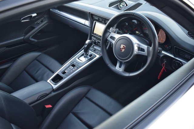 2012 Porsche 911 3.8L 991 Carrera S 2dr - Photo 3