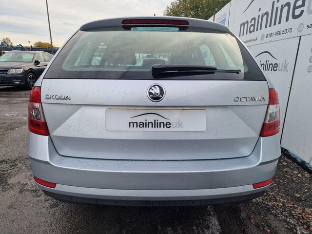 2018 SKODA OCTAVIA - Photo 11