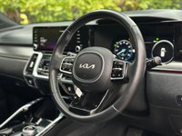 USED 2022 22 KIA SORENTO 1.6 T-GDi 13.8kWh 4 SUV 5dr Petrol Plug-in Hybrid Auto AWD Euro 6 (s/s) (261 bhp) 