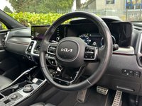 USED 2022 22 KIA SORENTO 1.6 T-GDi 13.8kWh 4 SUV 5dr Petrol Plug-in Hybrid Auto AWD Euro 6 (s/s) (261 bhp) 