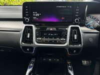 USED 2022 22 KIA SORENTO 1.6 T-GDi 13.8kWh 4 SUV 5dr Petrol Plug-in Hybrid Auto AWD Euro 6 (s/s) (261 bhp) 