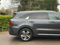 USED 2022 22 KIA SORENTO 1.6 T-GDi 13.8kWh 4 SUV 5dr Petrol Plug-in Hybrid Auto AWD Euro 6 (s/s) (261 bhp) 
