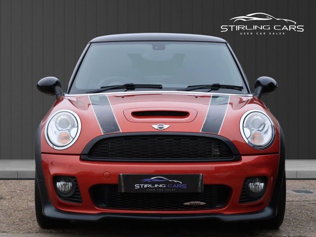 2010 MINI Hatch 1.6L John Cooper Works 3dr - Photo 3