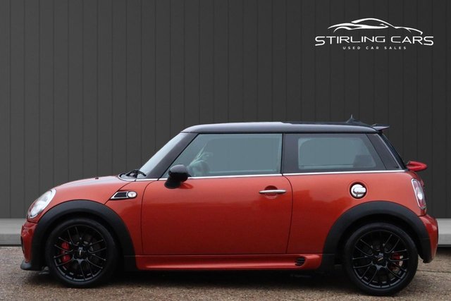 2010 MINI Hatch 1.6L John Cooper Works 3dr - Photo 5