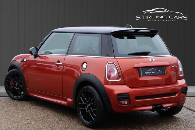 2010 MINI Hatch 1.6L John Cooper Works 3dr - Photo 6