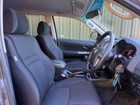 USED 2015 65 TOYOTA HI-LUX 3.0 D-4D Invincible Pickup Double Cab 4dr Diesel Manual 4WD Euro 5 (171 ps) 