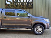 USED 2015 65 TOYOTA HI-LUX 3.0 D-4D Invincible Pickup Double Cab 4dr Diesel Manual 4WD Euro 5 (171 ps) 