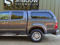 USED 2015 65 TOYOTA HI-LUX 3.0 D-4D Invincible Pickup Double Cab 4dr Diesel Manual 4WD Euro 5 (171 ps) 