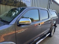 USED 2015 65 TOYOTA HI-LUX 3.0 D-4D Invincible Pickup Double Cab 4dr Diesel Manual 4WD Euro 5 (171 ps) 
