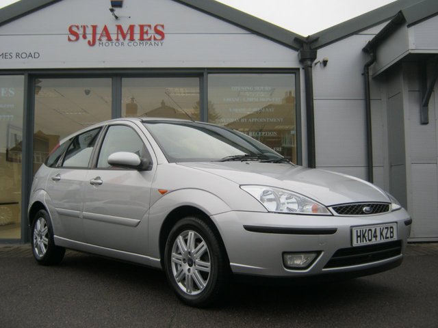 2004 04 Ford Focus 1.6 GHIA 5d 99 BHP