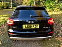 USED 2019 19 AUDI Q2 1.5 TFSI CoD 35 S line SUV 5dr Petrol S Tronic Euro 6 (s/s) (150 ps)2 PRIVATE OWNERS WITH ONLY 41,700 MILES AND GREAT SERVICE HISTORY//APPLE-PLAY\\SATNAV//PARKING CAMERA//POWER BOOT//19
