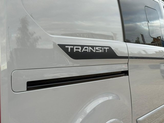 2023 Ford Transit Custom 2L Sport 5dr - Photo 11