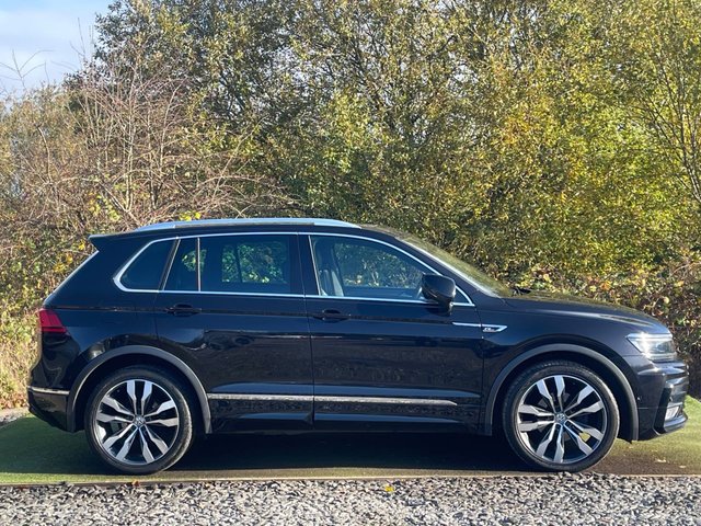 2017 VOLKSWAGEN TIGUAN - Photo 3