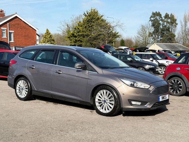 2016 FORD FOCUS - Photo 2